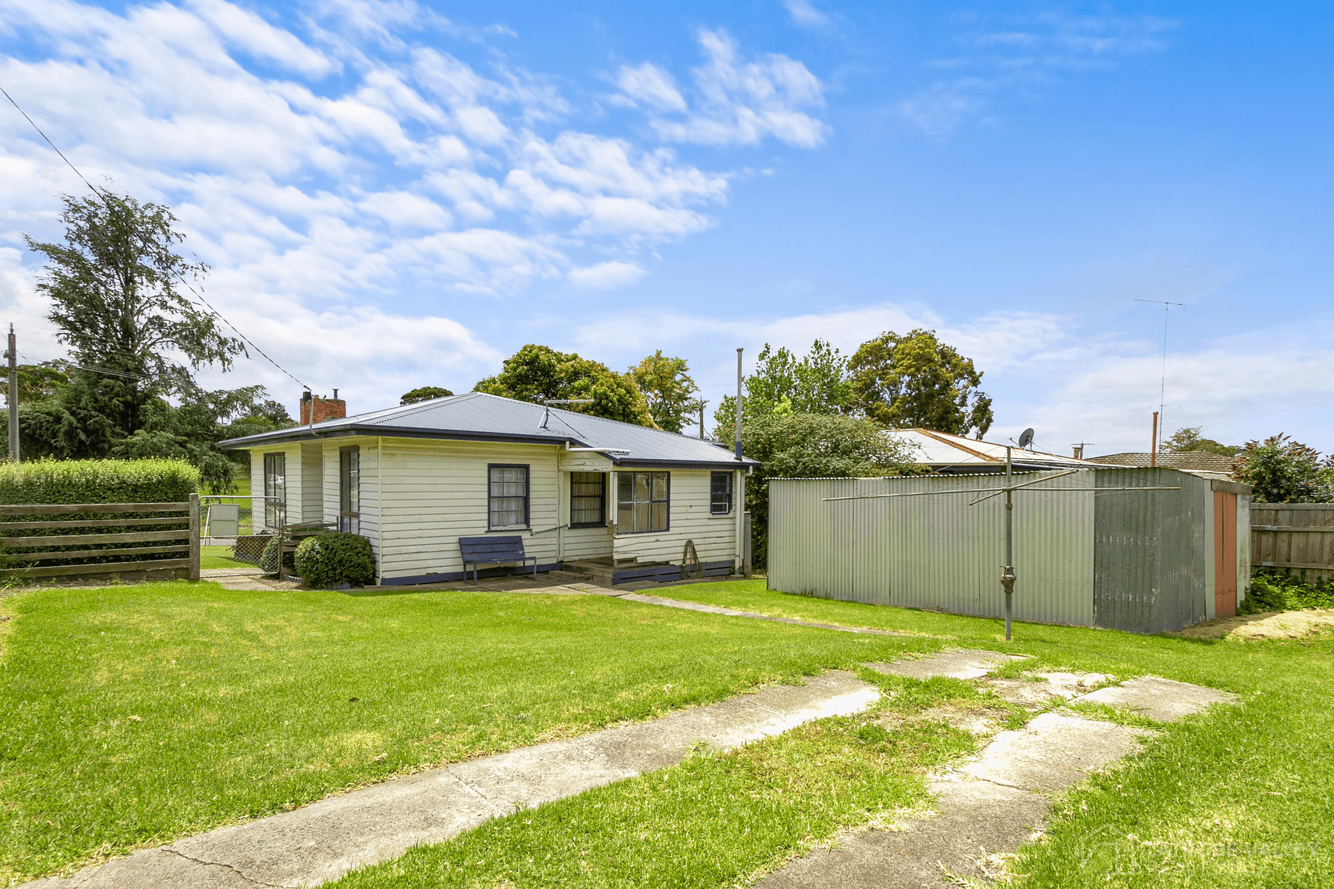 36 Churchill Road, Morwell, VIC 3840