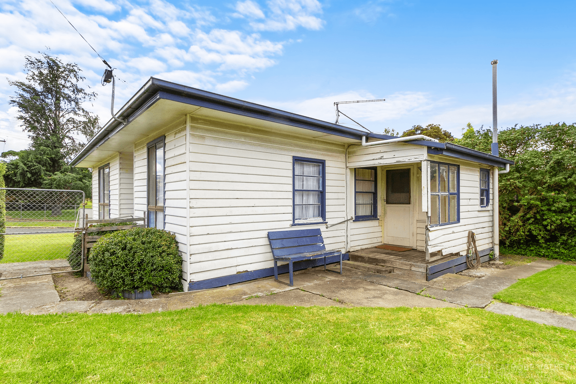 36 Churchill Road, Morwell, VIC 3840