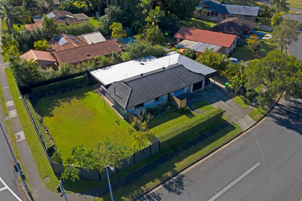 33 Mualla Drive, ASHMORE, QLD 4214