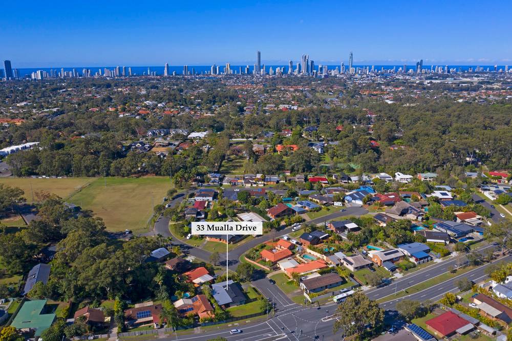 33 Mualla Drive, ASHMORE, QLD 4214