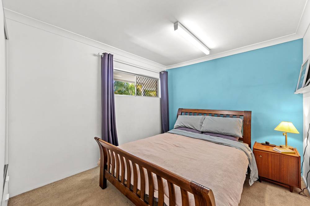 33 Mualla Drive, ASHMORE, QLD 4214