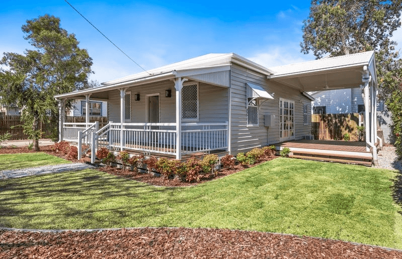 42 Wallace Street, NEWTOWN, QLD 4350