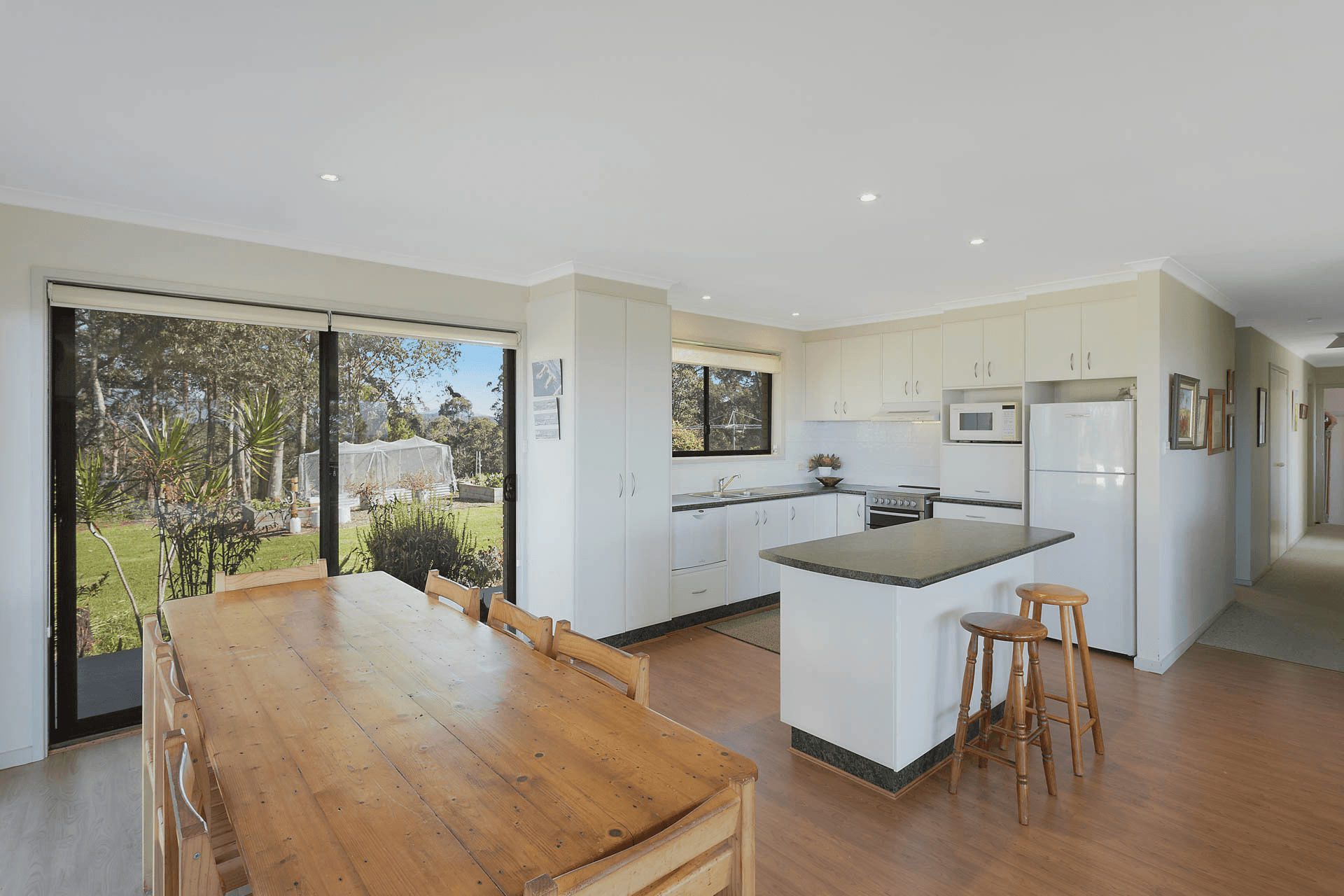 233 Wagonga Scenic Drive, NAROOMA, NSW 2546