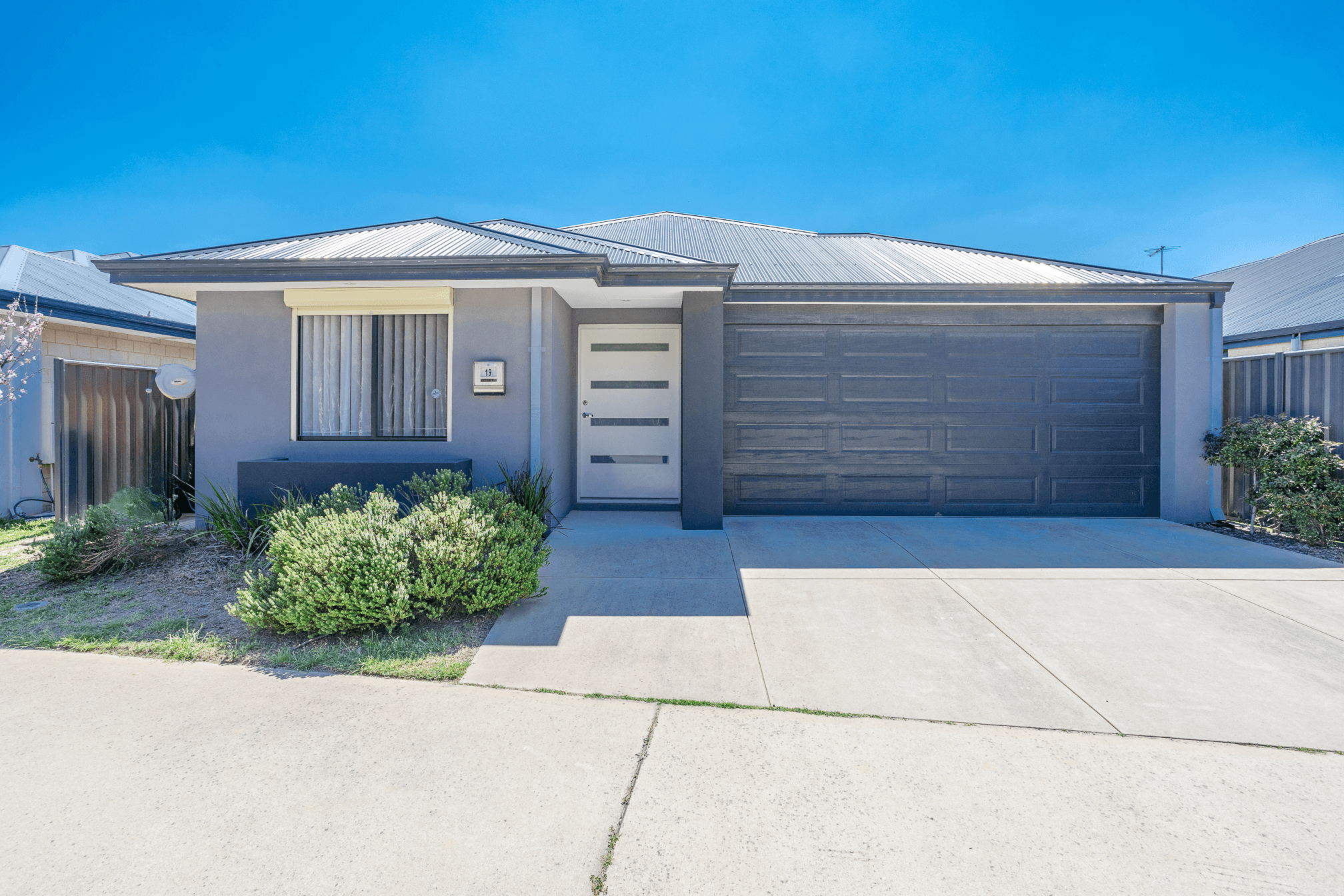 19 Brighstone Avenue, HILBERT, WA 6112