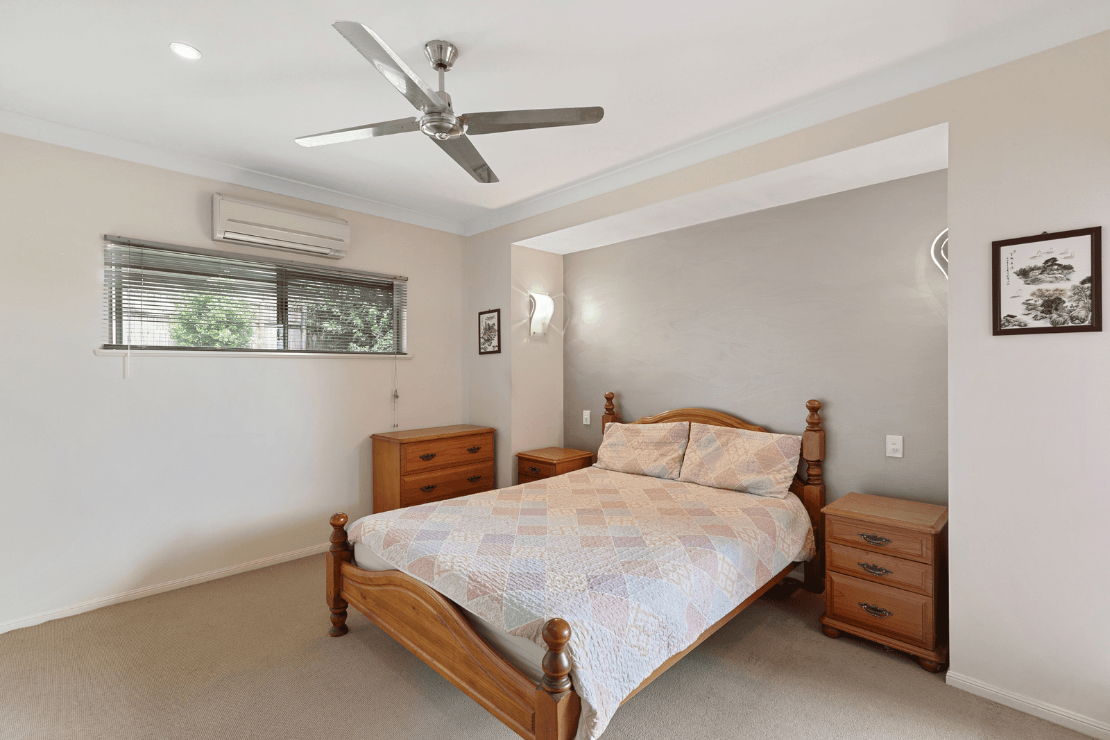 27 Pelling Close, KANIMBLA, QLD 4870