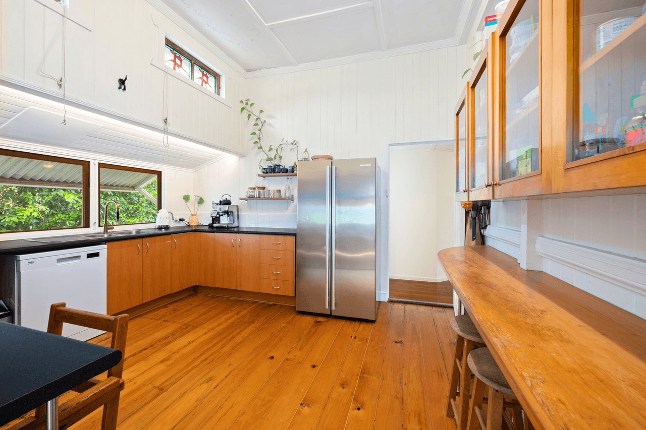 14 Mount Pleasant Road, NAMBOUR, QLD 4560