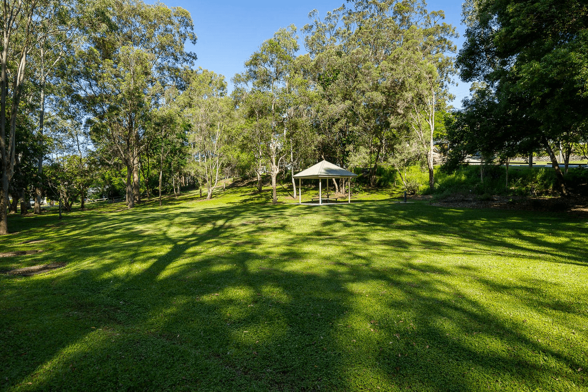 221 Carmody Road, St Lucia, QLD 4067