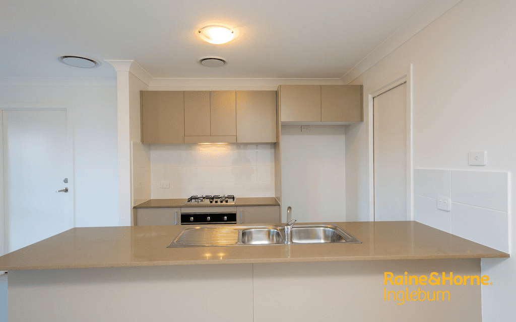 4 KALGAN ROAD, EDMONDSON PARK, NSW 2174