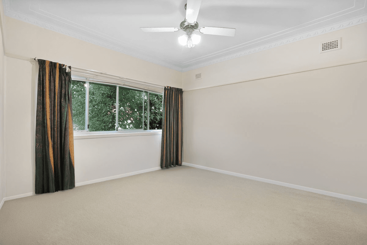 11 Jones Street, WENTWORTHVILLE, NSW 2145