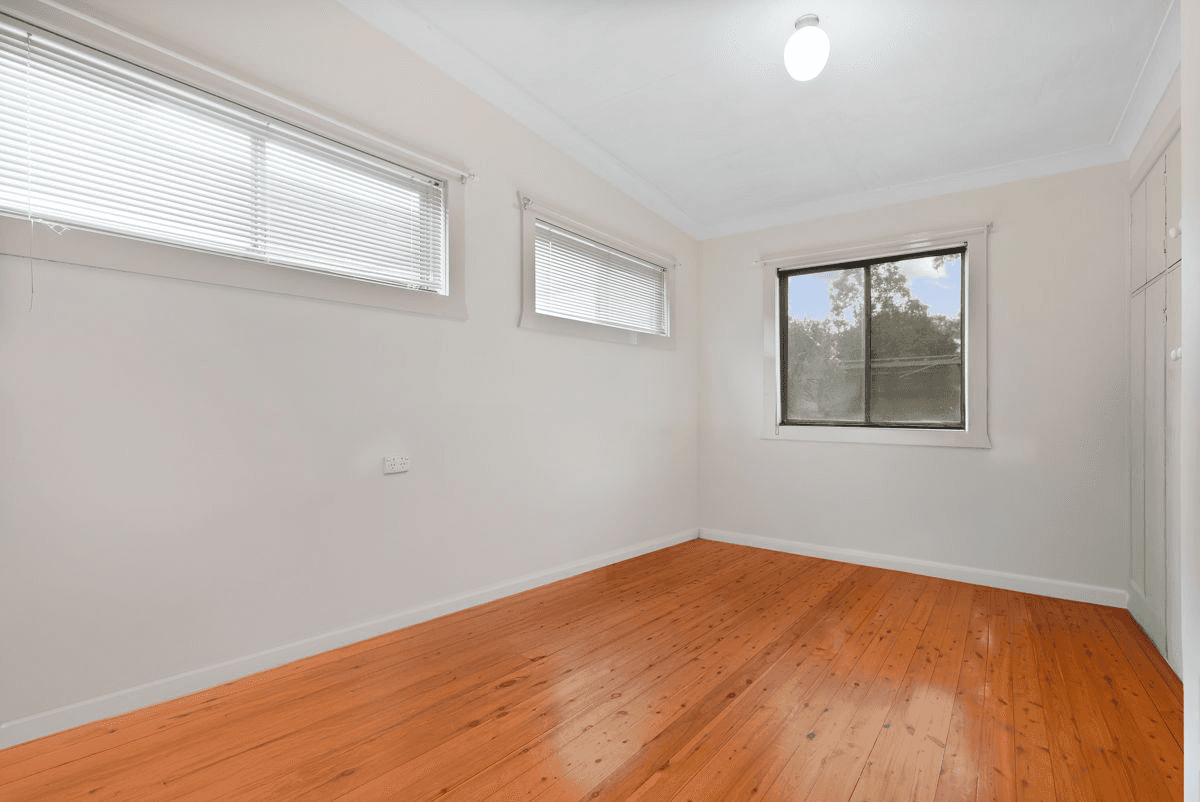 11 Jones Street, WENTWORTHVILLE, NSW 2145