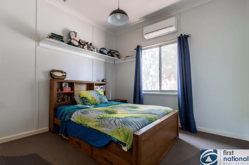 8 John Street, NORTHAM, WA 6401