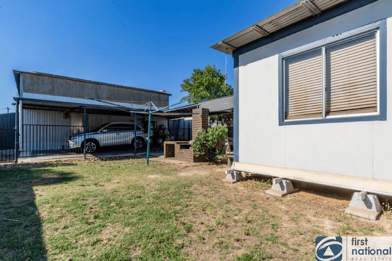 8 John Street, NORTHAM, WA 6401