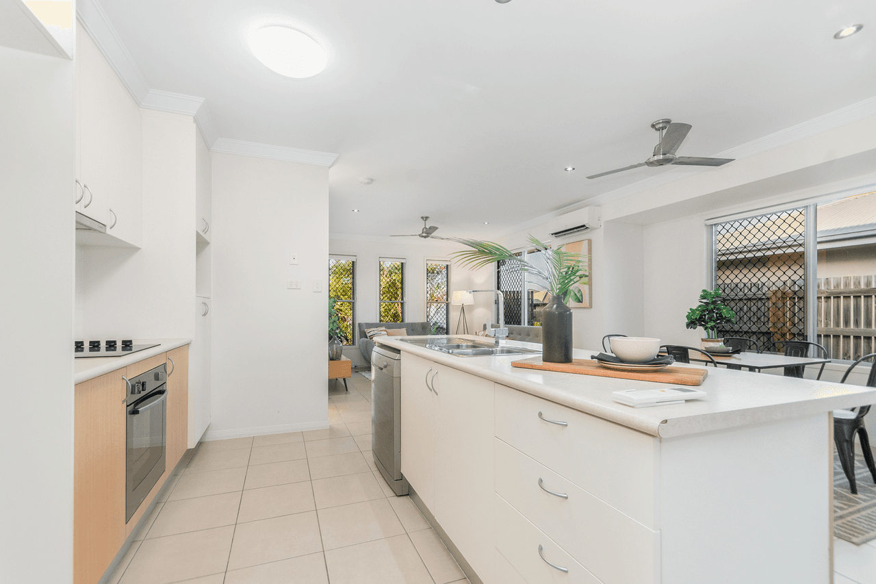 16 Catho Avenue, MOUNT LOW, QLD 4818