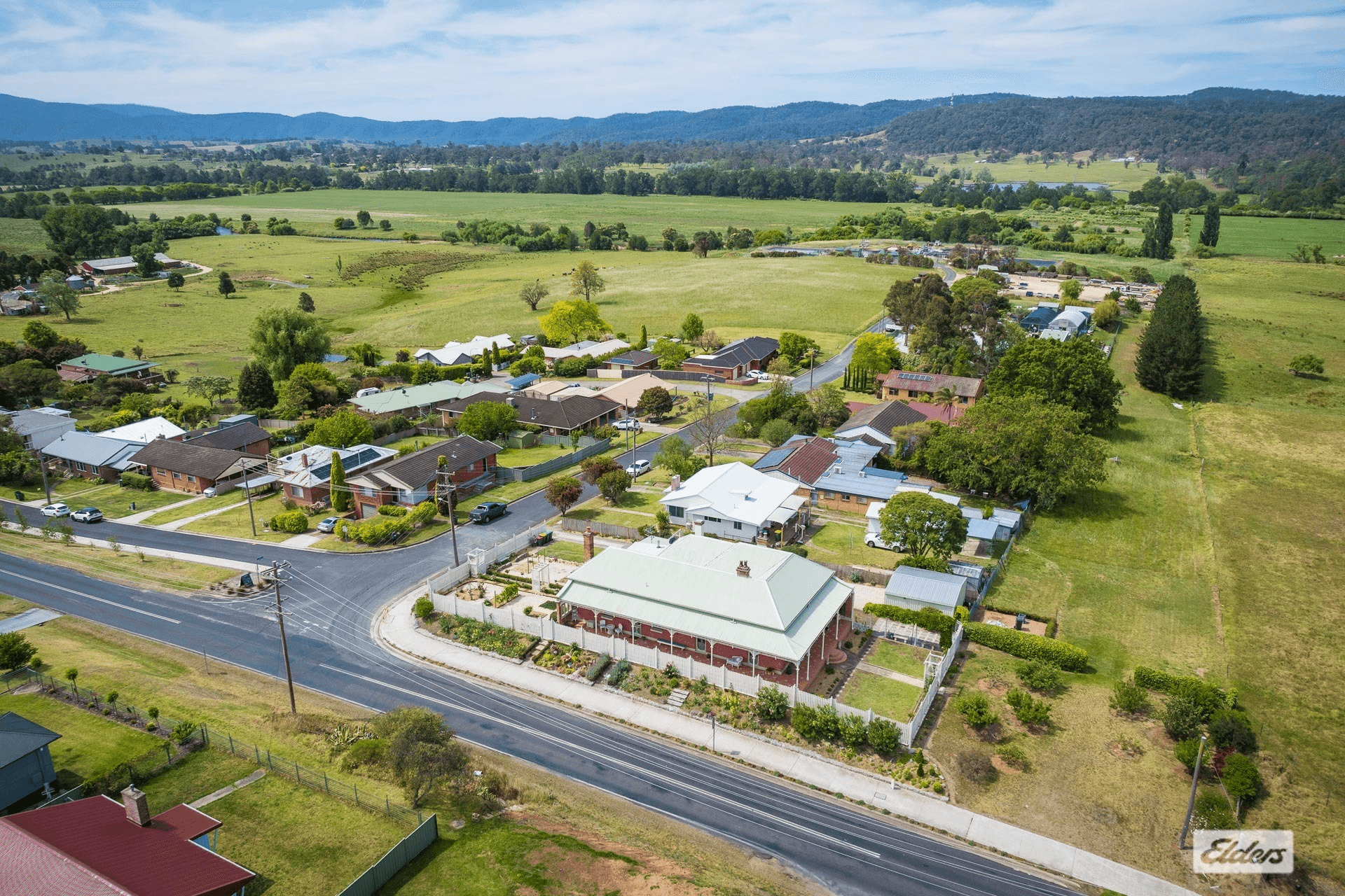 34 Tathra Road, Bega, NSW 2550