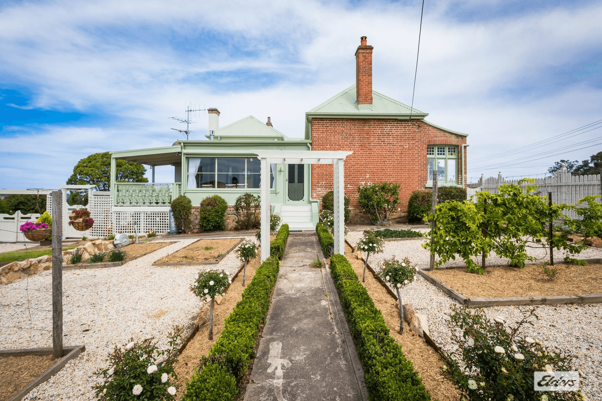 34 Tathra Road, Bega, NSW 2550