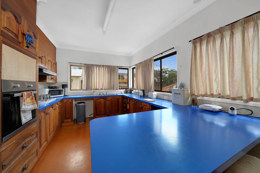 73 Ure St, HENDRA, QLD 4011