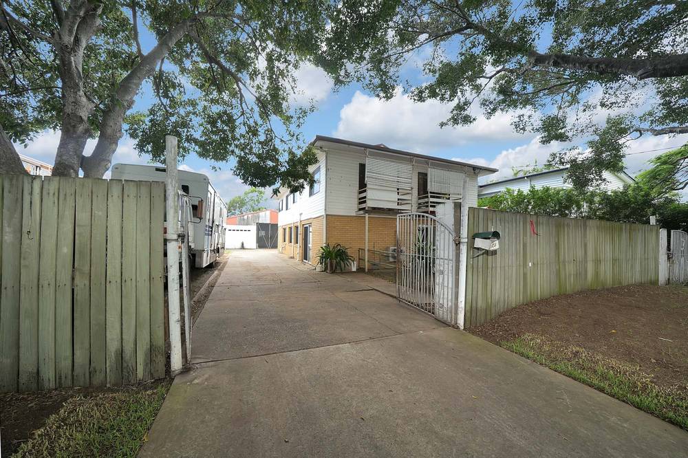 73 Ure St, HENDRA, QLD 4011