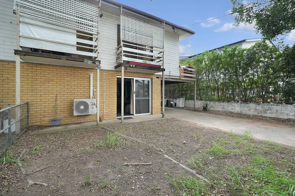 73 Ure St, HENDRA, QLD 4011