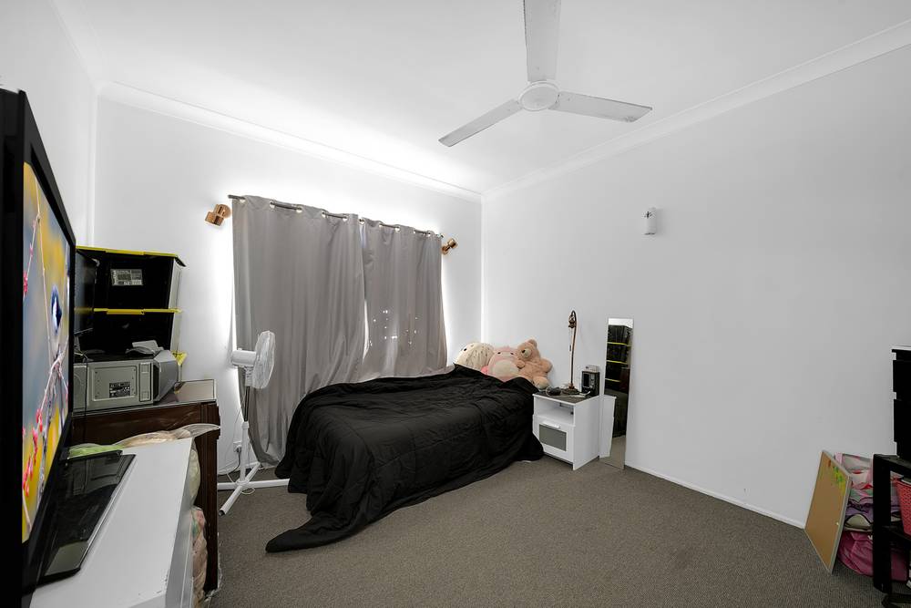 73 Ure St, HENDRA, QLD 4011