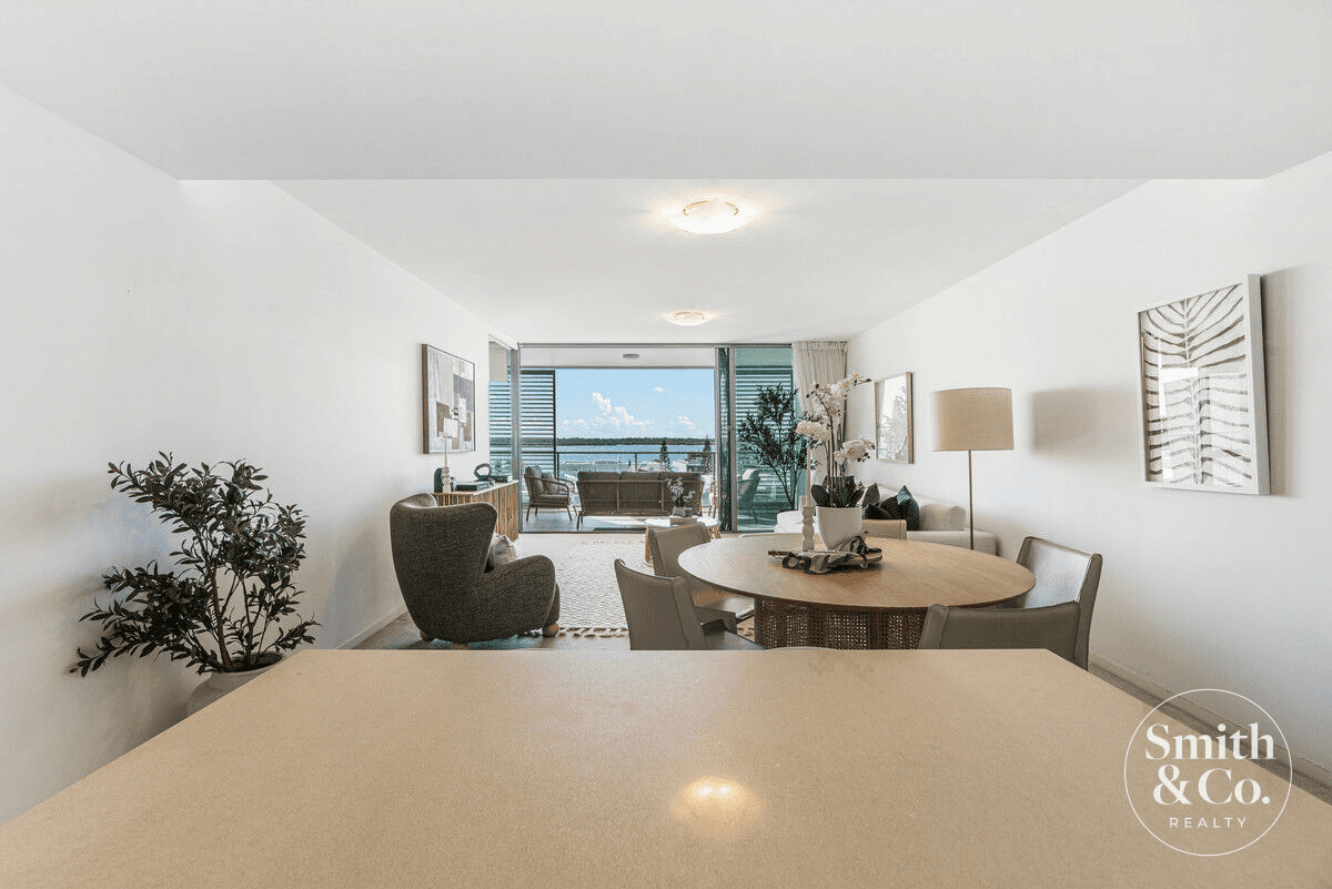 2504/2 Ephraim Island, Paradise Point, QLD 4216