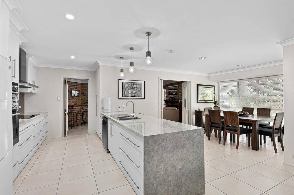 5 Dawson Court, Collingwood Park, QLD 4301