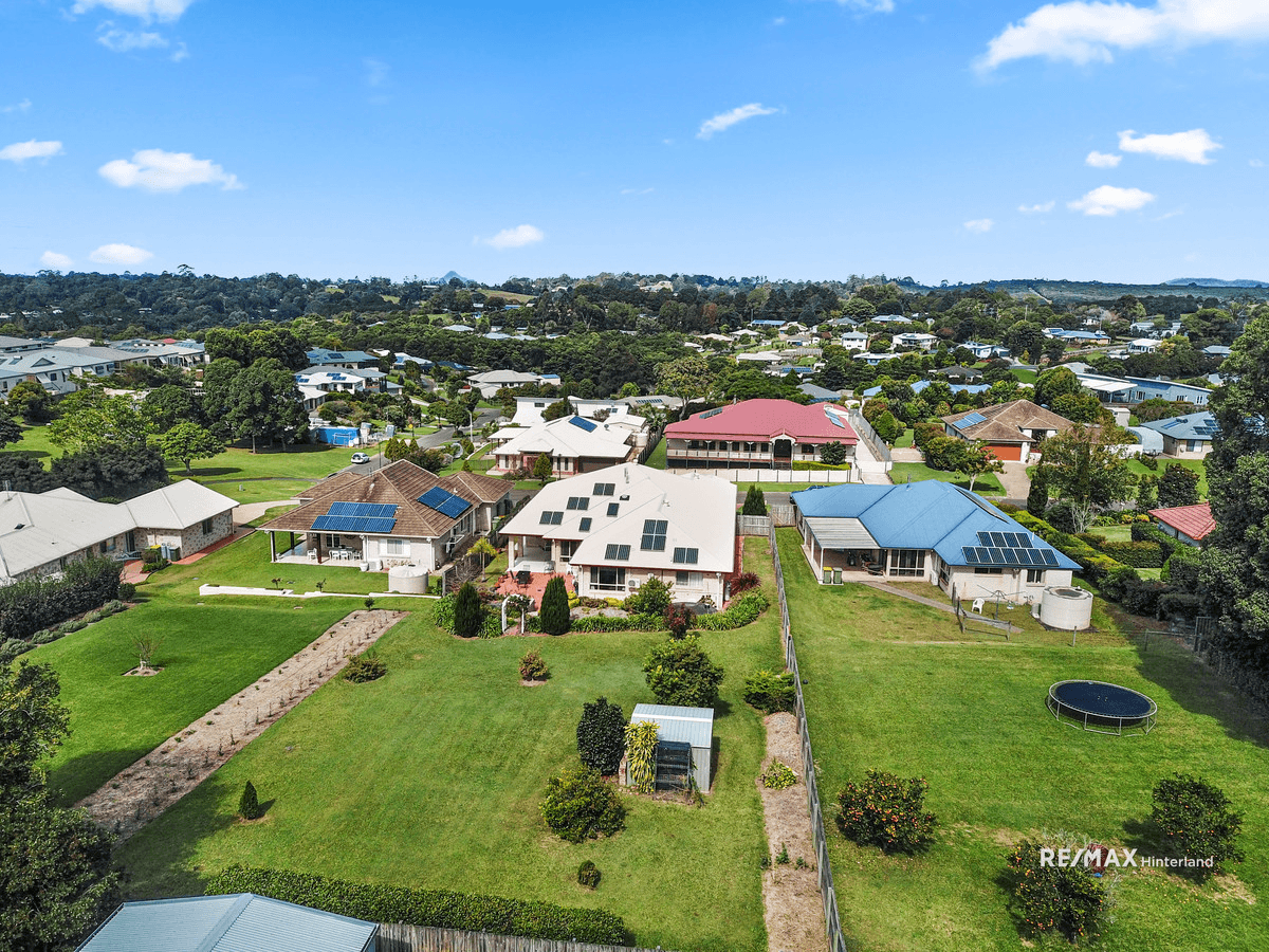 21 Water Gum Crescent, Maleny, QLD 4552