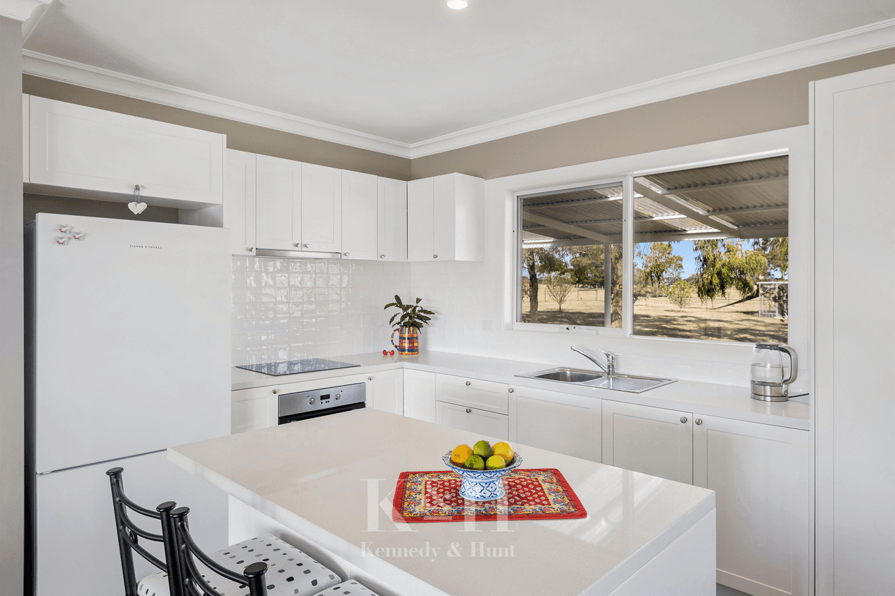 75 Sullivans Road, Sunbury, VIC 3429