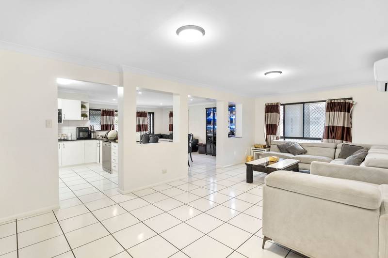 92 Second Avenue, Marsden, QLD 4132