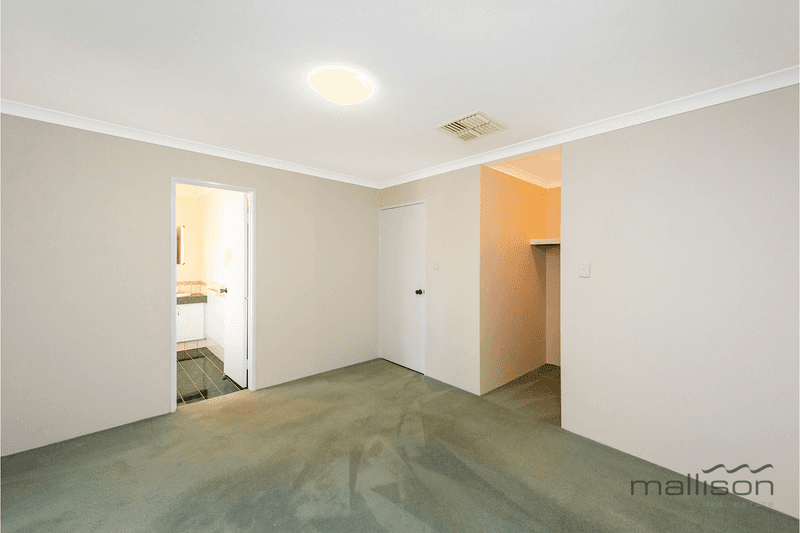 2 Gilling Place, ORELIA, WA 6167