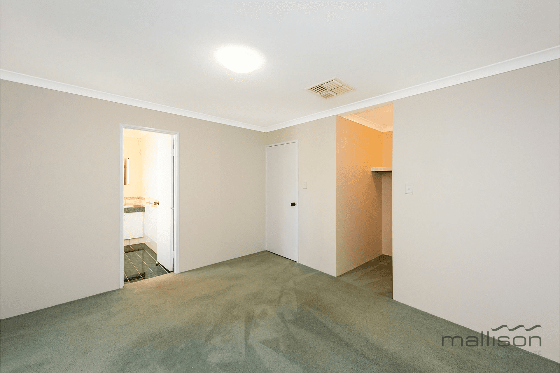 2 Gilling Place, ORELIA, WA 6167