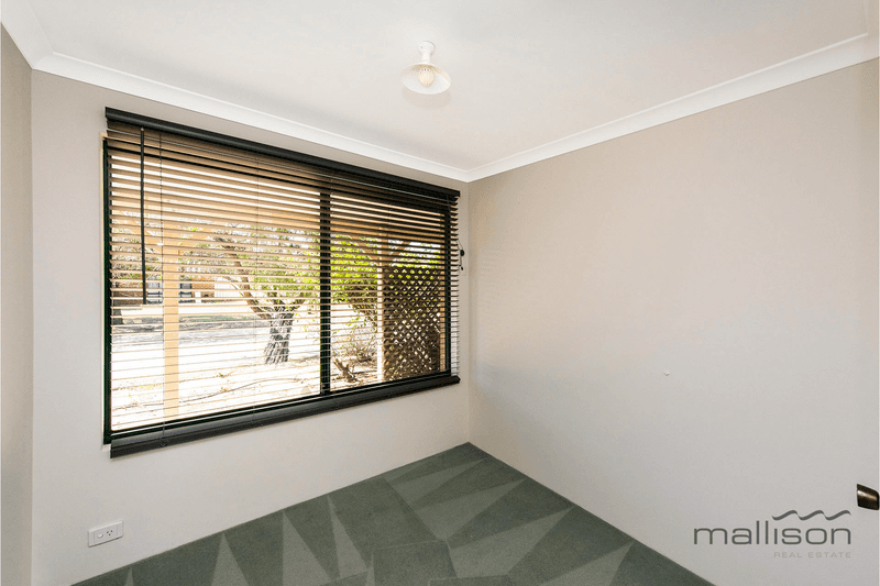 2 Gilling Place, ORELIA, WA 6167