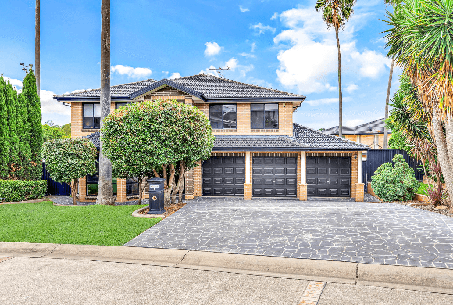 4 Ann Minchin Way, Minchinbury, NSW 2770