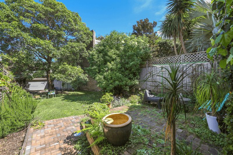 42 Newington Road, MARRICKVILLE, NSW 2204