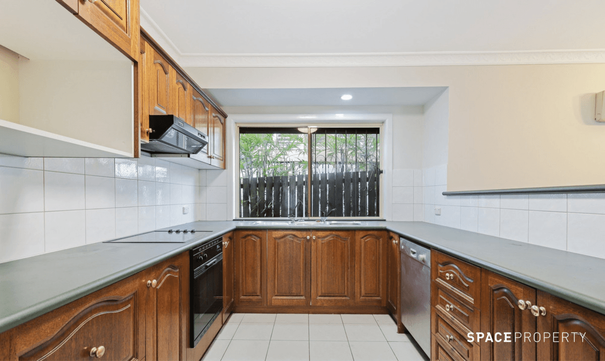 27 McIntyre Street, Wooloowin, QLD 4030