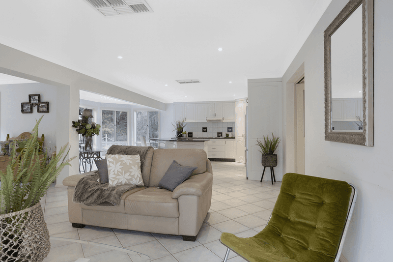 64 Valley Drive, Tamworth, NSW 2340