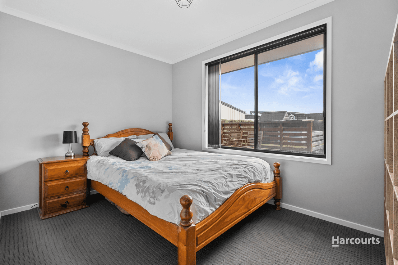 8 Peronne Court, BRIGHTON, TAS 7030