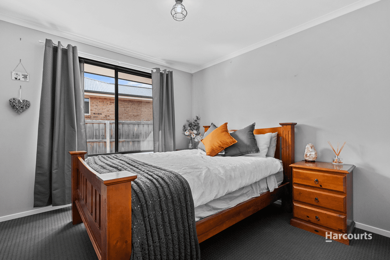 8 Peronne Court, BRIGHTON, TAS 7030