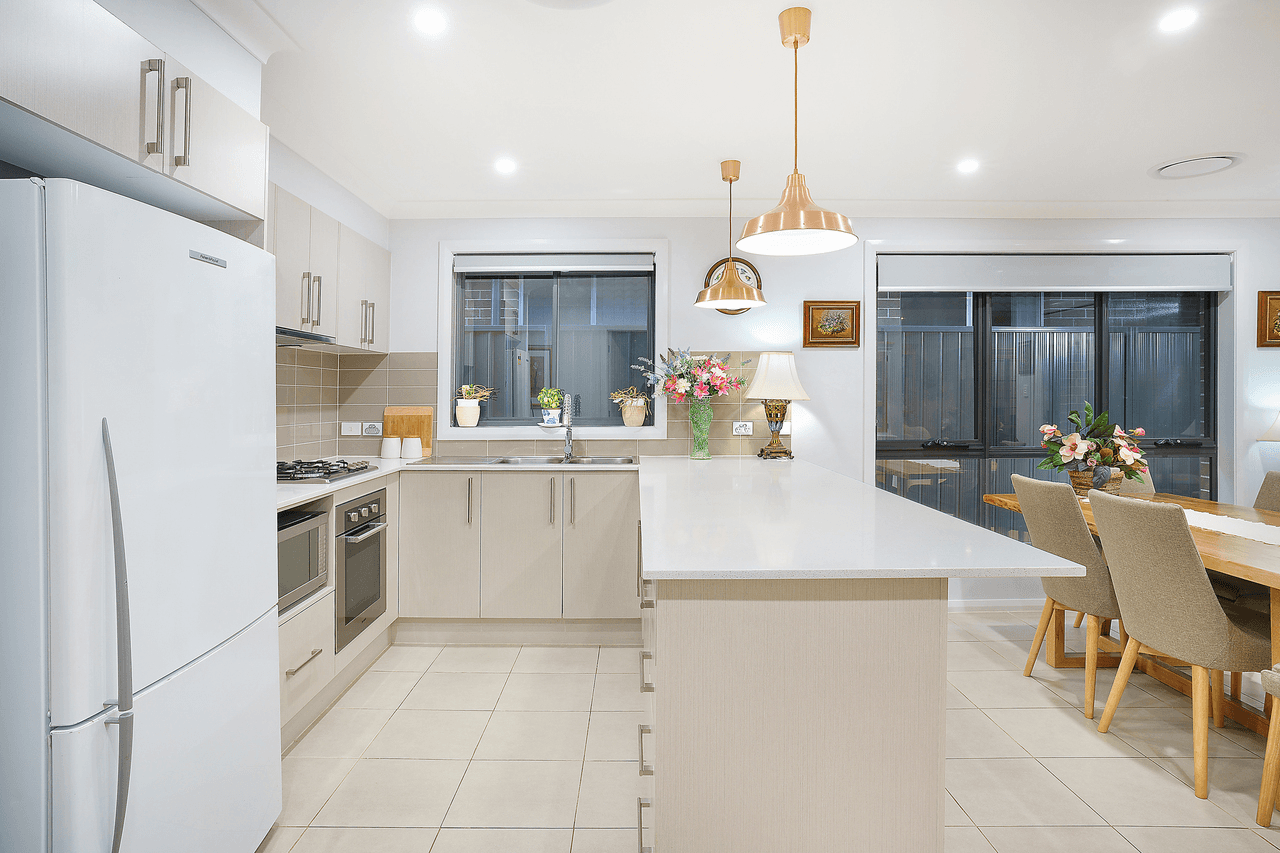 35 Mooney Street, SPRING FARM, NSW 2570