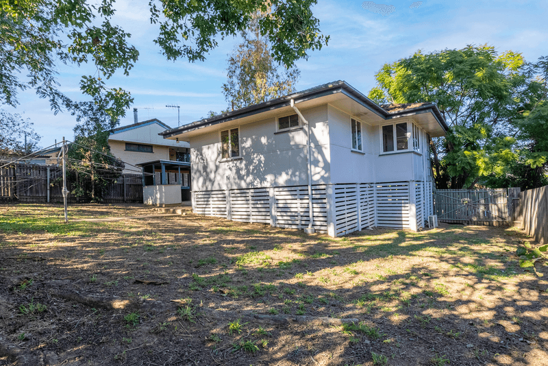 39 Kynance Street, LEICHHARDT, QLD 4305