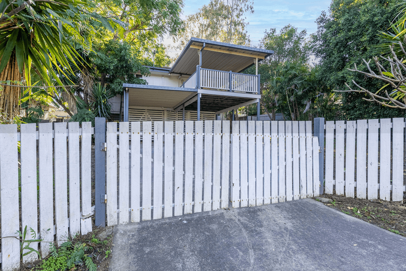 39 Kynance Street, LEICHHARDT, QLD 4305