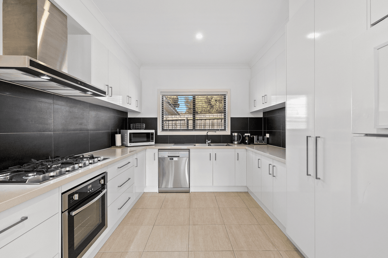2/5 Damar Avenue, BORONIA, VIC 3155