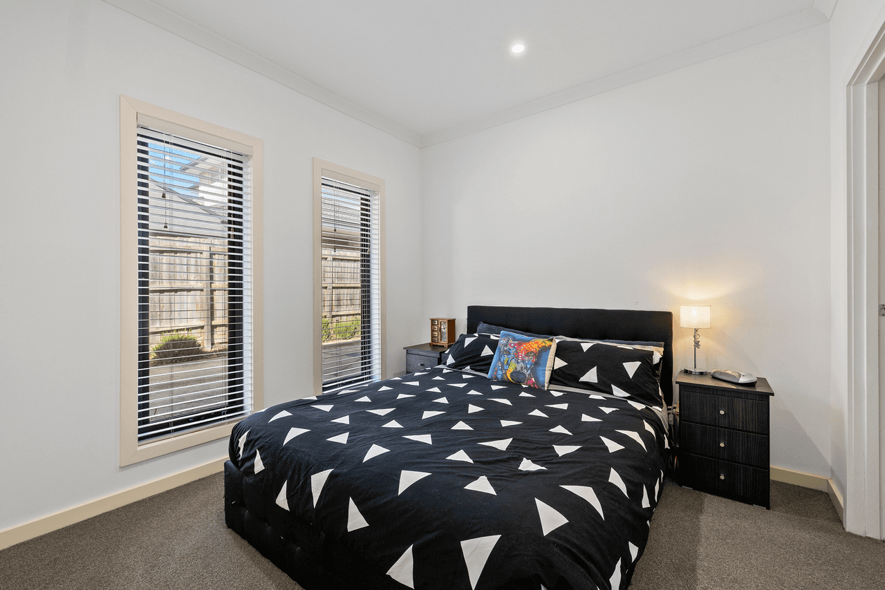 2/5 Damar Avenue, BORONIA, VIC 3155