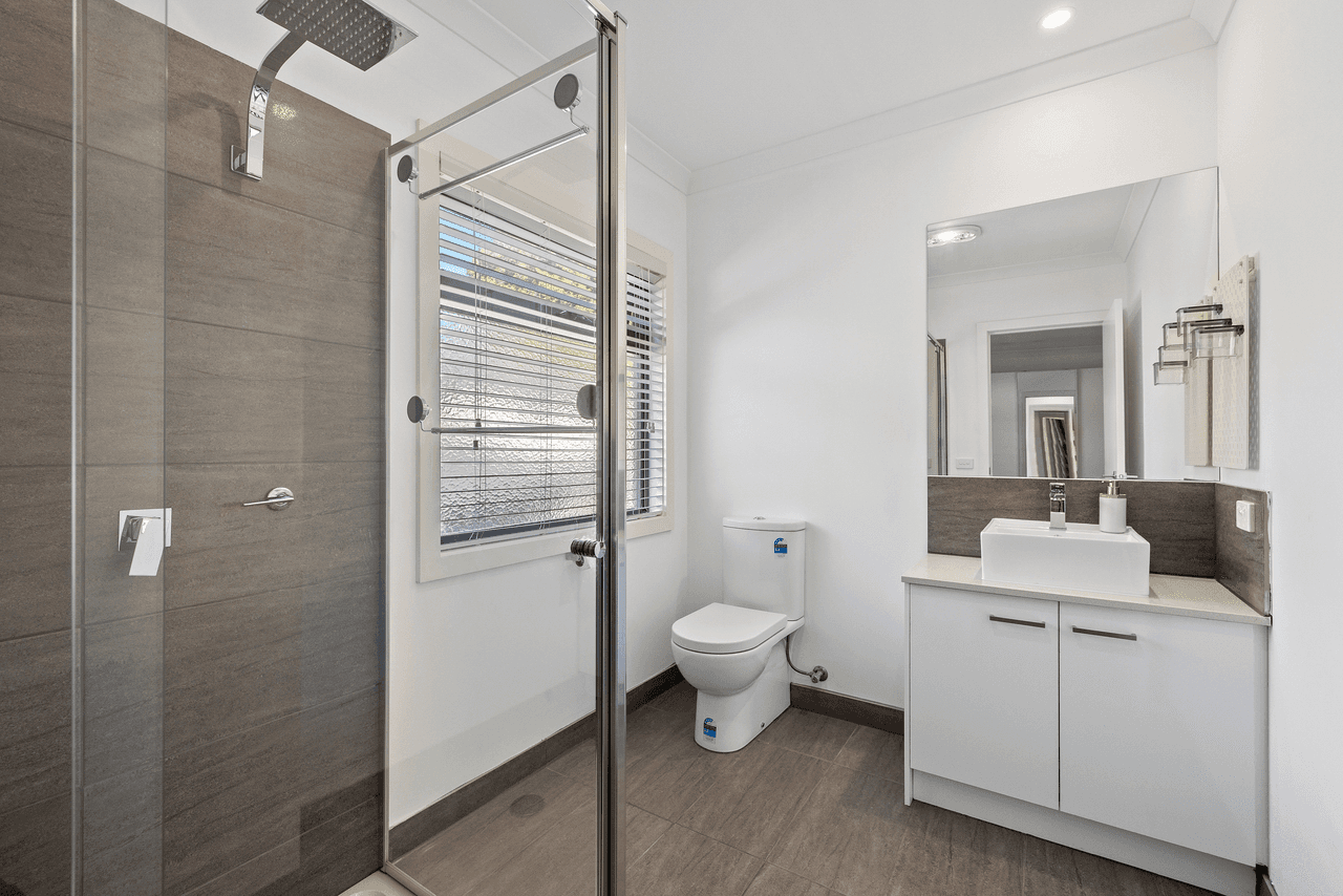 2/5 Damar Avenue, BORONIA, VIC 3155