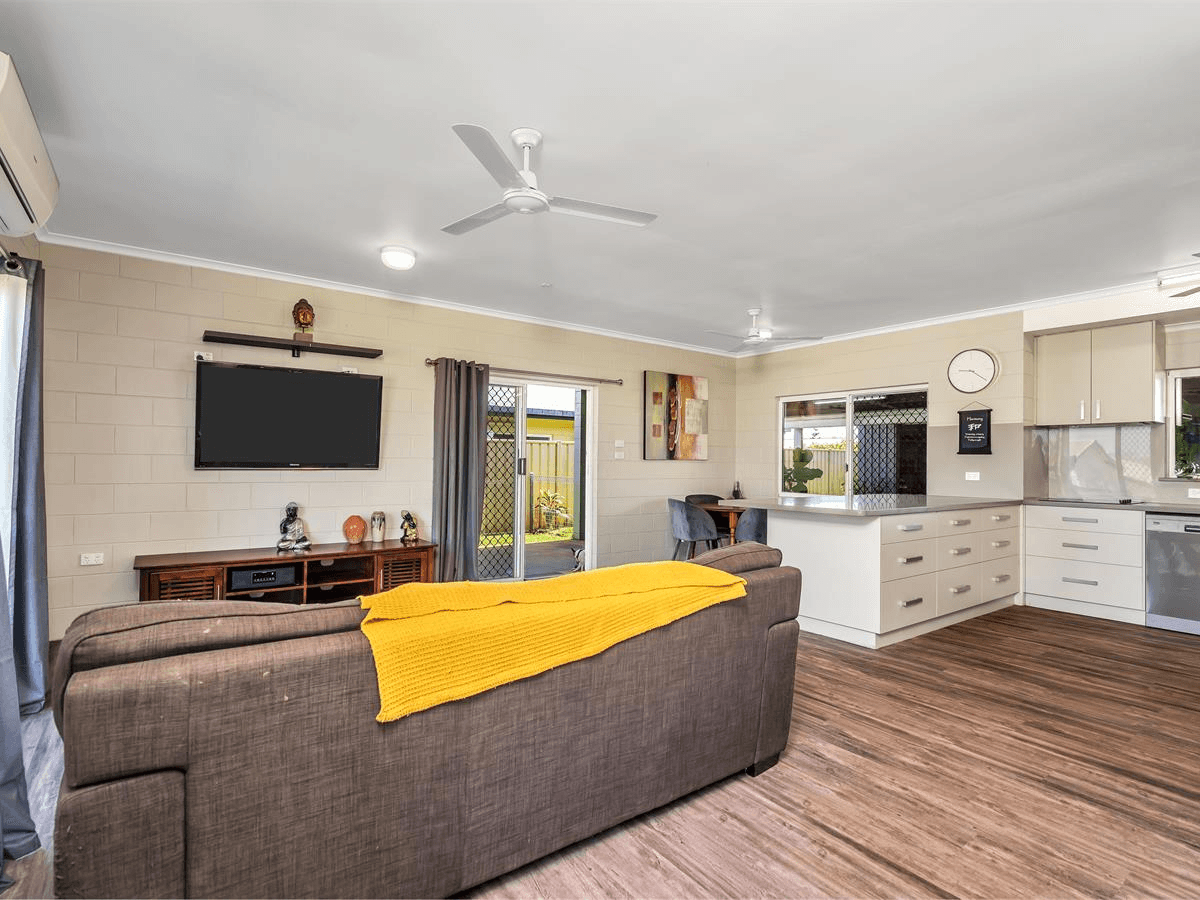 3 Foxwood Avenue, Wangan, QLD 4871