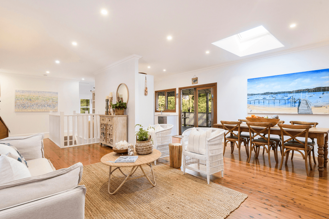 15A Dolphin Crescent, AVALON BEACH, NSW 2107