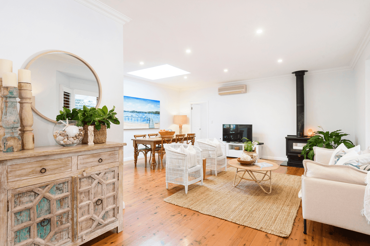 15A Dolphin Crescent, AVALON BEACH, NSW 2107