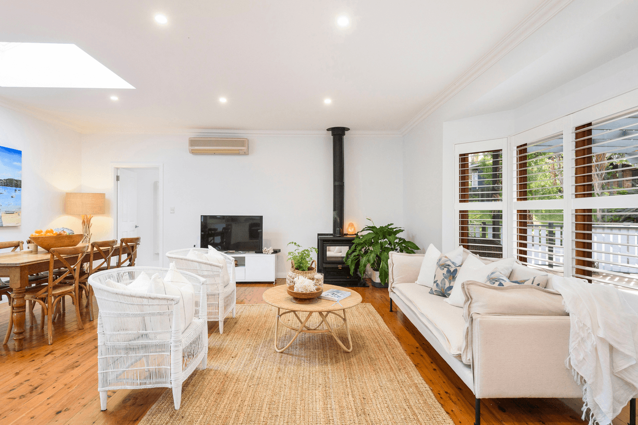 15A Dolphin Crescent, AVALON BEACH, NSW 2107