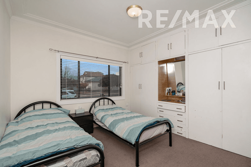 48 Ceduna Street, MOUNT AUSTIN, NSW 2650