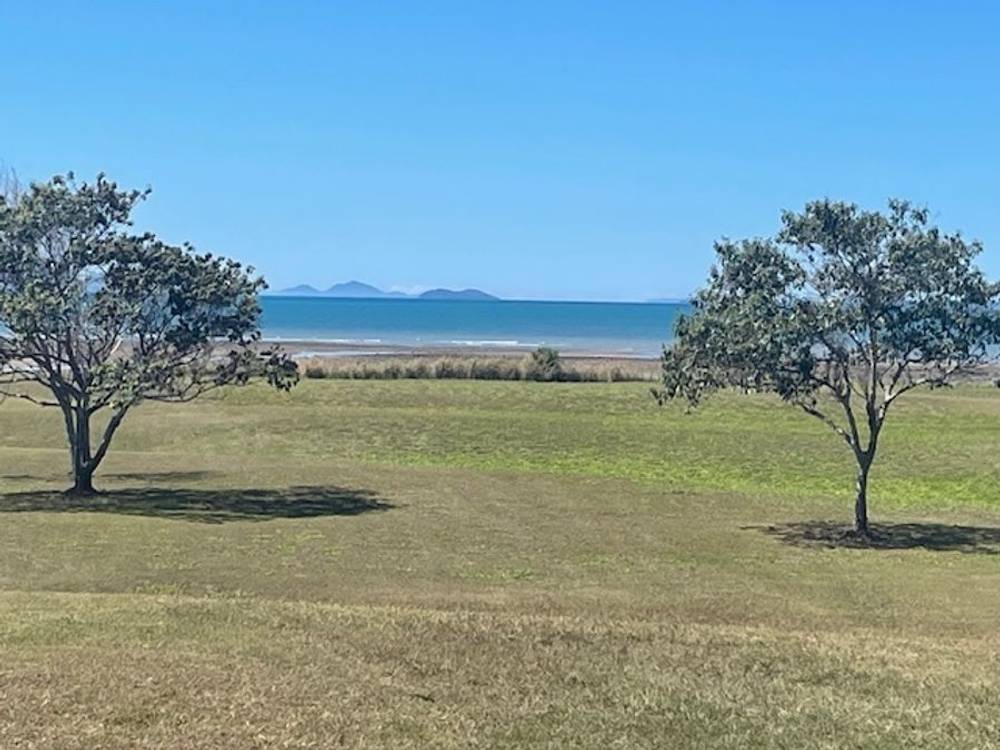 52 POWER BOULEVARD, MIDGE POINT, QLD 4799