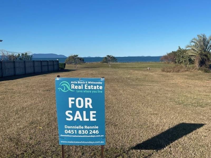 52 POWER BOULEVARD, MIDGE POINT, QLD 4799